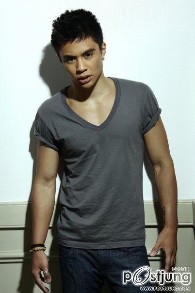 หนุุ่่มหล่อที่คุณยังชอบ