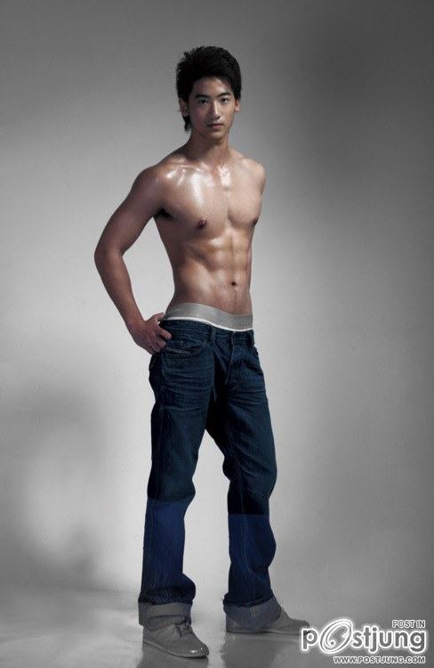 หนุุ่่มหล่อที่คุณยังชอบ