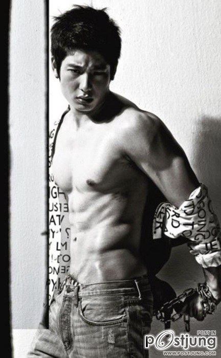 หนุุ่่มหล่อที่คุณยังชอบ