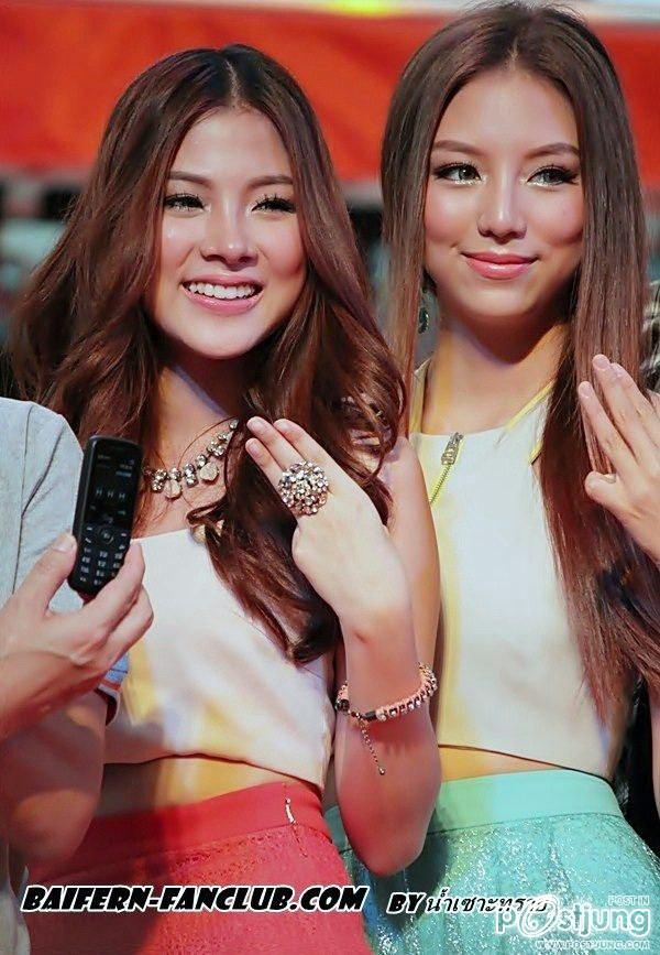 Pic ใบเฟิร์น งานเปิดตัว True Move H 3 G ณ แดนเนรมิตรเก่า เป็นงานเปิดตัว True Move H 3 G มีน้อง มิว (มีนานุช)