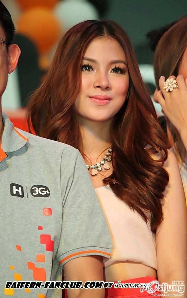 Pic ใบเฟิร์น งานเปิดตัว True Move H 3 G ณ แดนเนรมิตรเก่า เป็นงานเปิดตัว True Move H 3 G มีน้อง มิว (มีนานุช)