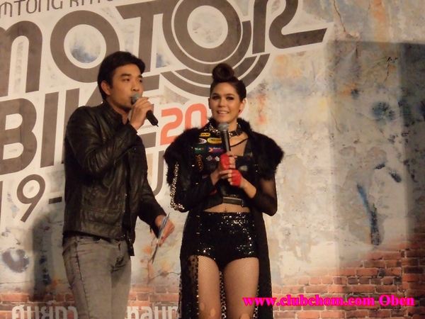 ชมพู่ อารยา ในงาน Motor Bike 2012 @ ระยอง