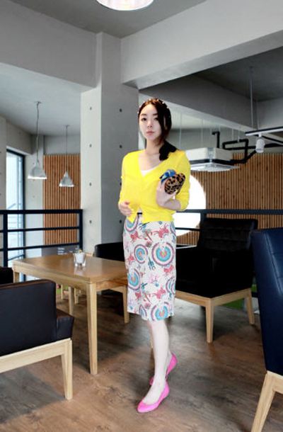 แฟชั่น ชุดทำงานสาวออฟฟิศ สีสันสดใสแจ่ม ๆ