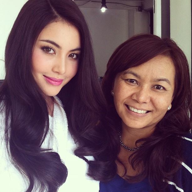 เหล่าดาราลูกครึ่งคนสวยยย คุณชอบสวยสไตล์ไหนมาแชร์กันเลย !