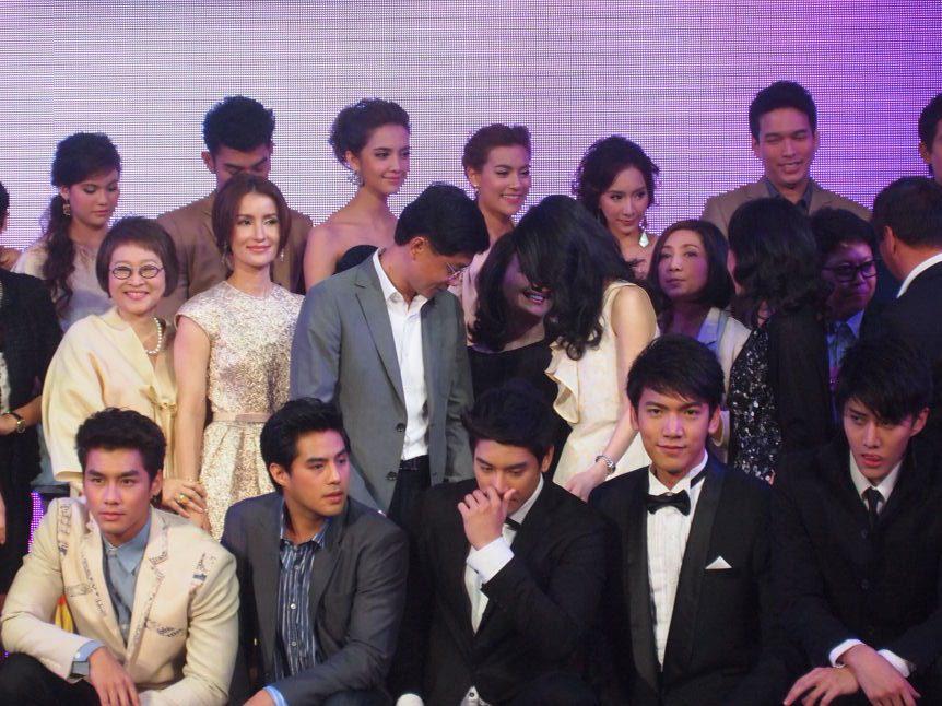 ซาร่า เล็กจ์