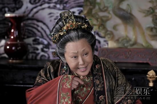 Mu Gui Ying Assumes Command 《穆桂英挂帅》 (2012)