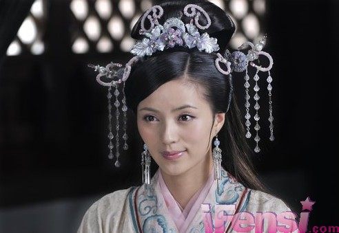 Mu Gui Ying Assumes Command 《穆桂英挂帅》 (2012)