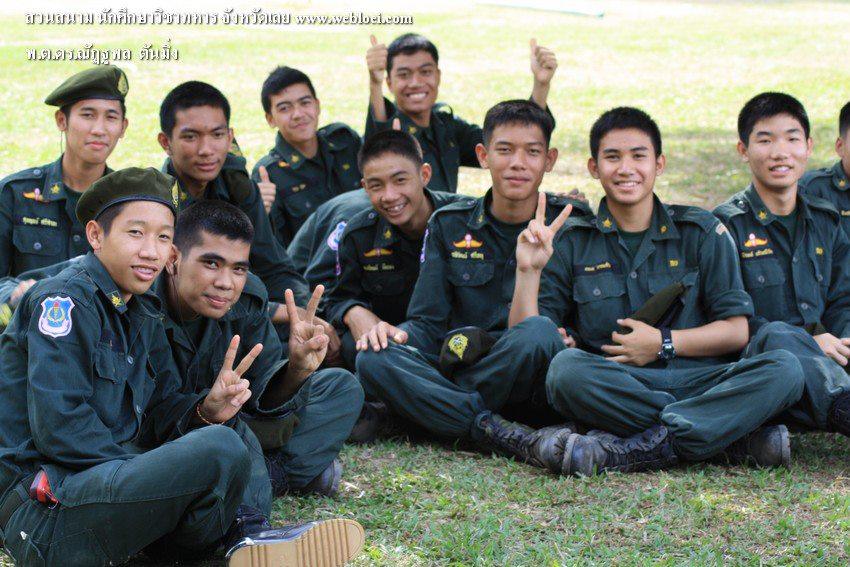 สุภาพบุรุษบอยแบนด์