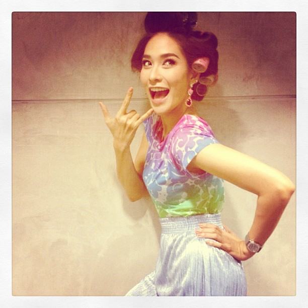 เหมือน.. ชมพู พลอย สวยประชัน วัดกันไปเลย