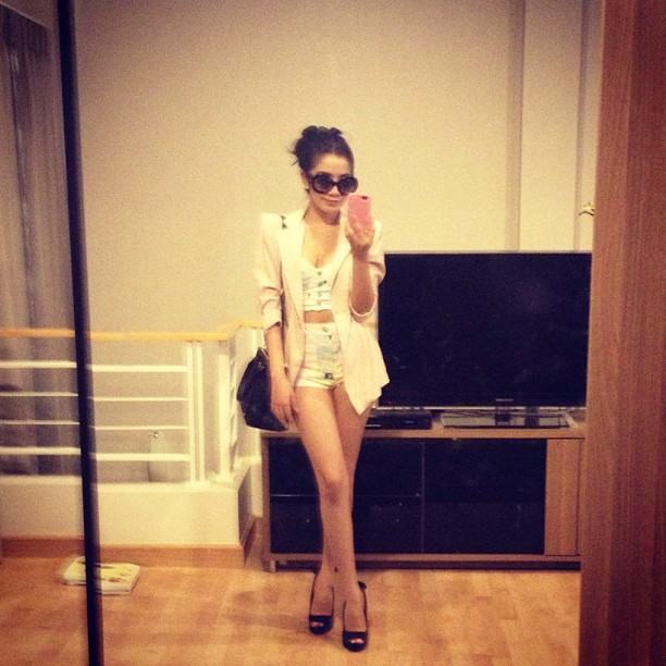 แฟชั่นเบาๆ ของ ใบเตย อาร์สยาม