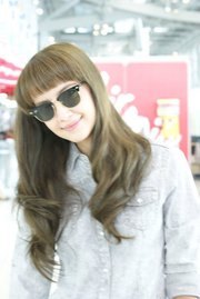 ซาร่า เล็กจ์