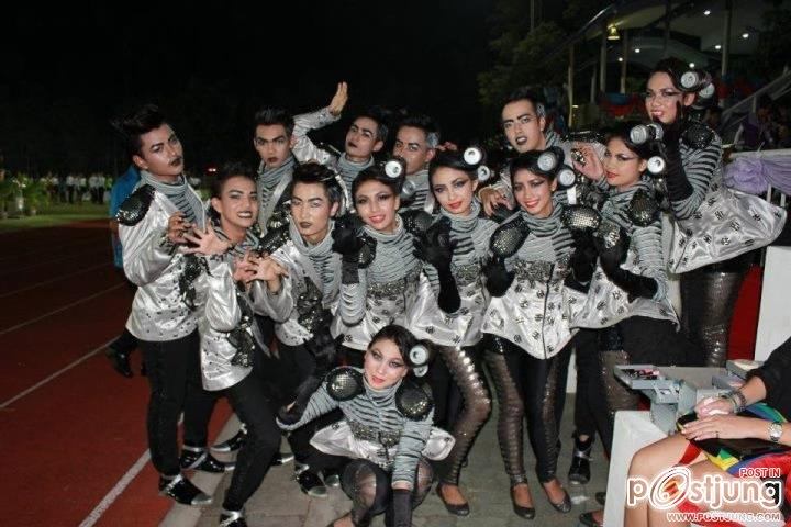 เชียร์หลีดเดอร์ อินเตอร์ เลดี้ กาก้า