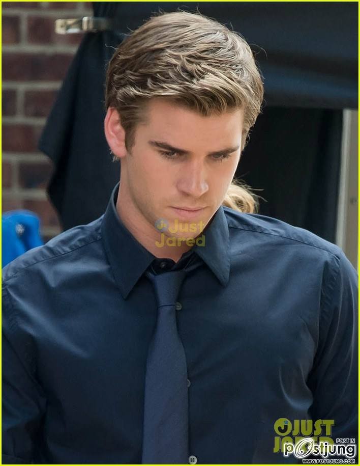 Miley Cyrus & Liam Hemsworth: 'Paranoia' Pair