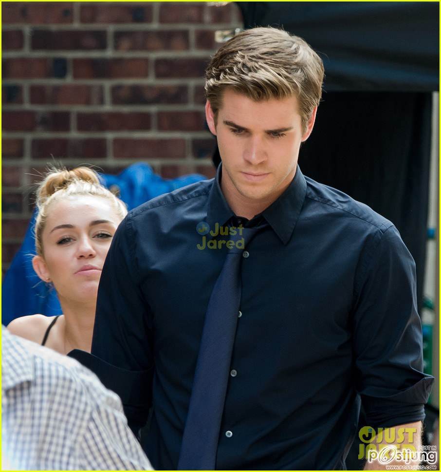Miley Cyrus & Liam Hemsworth: 'Paranoia' Pair