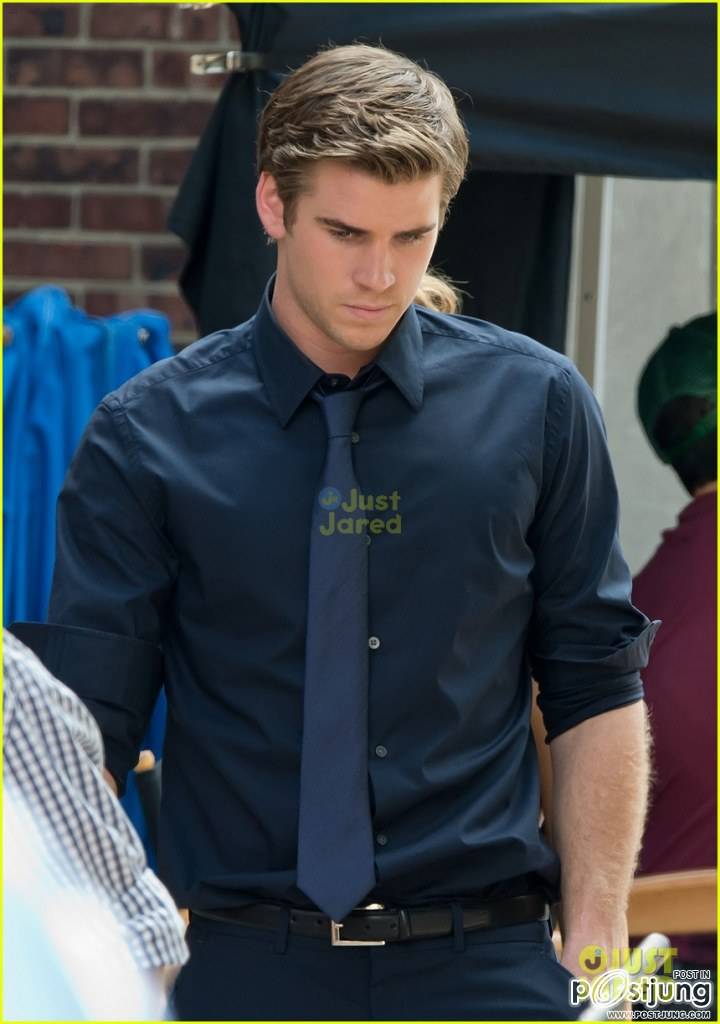Miley Cyrus & Liam Hemsworth: 'Paranoia' Pair