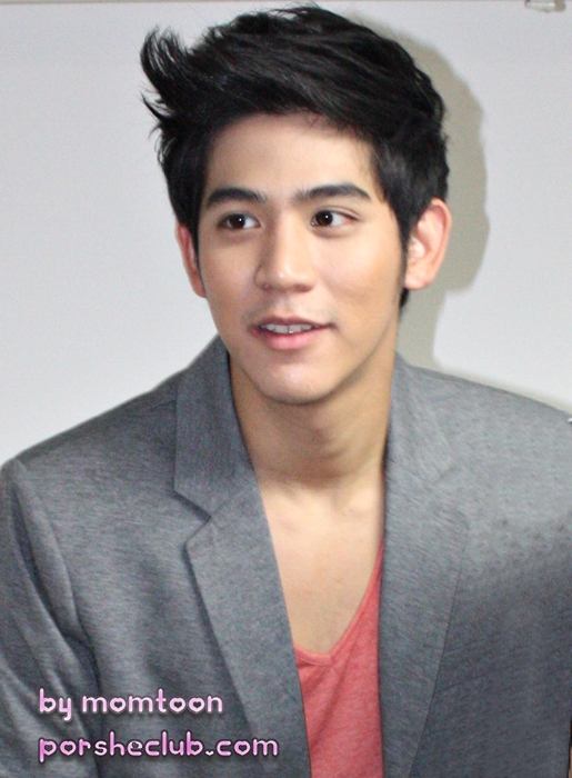 พอร์ช ศรัณย์ @ งาน- CAT Telcom @ Central World 31/07/2555