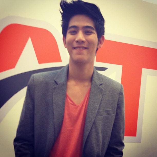 พอร์ช ศรัณย์ @ งาน- CAT Telcom @ Central World 31/07/2555