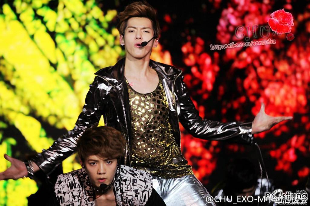 คริส exo m