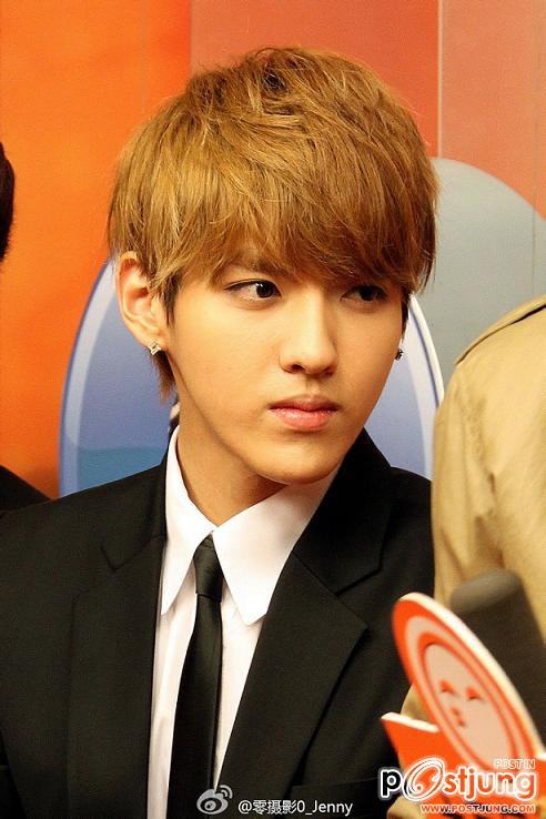 คริส exo m