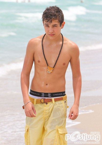 Austin Mahone Filming His Music Video In Florida