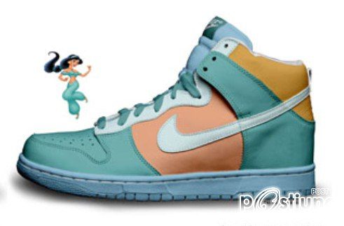รองเท้า Nike สไตล์ การ์ตูน