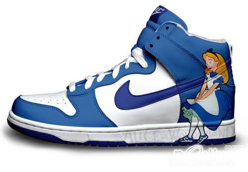 รองเท้า Nike สไตล์ การ์ตูน