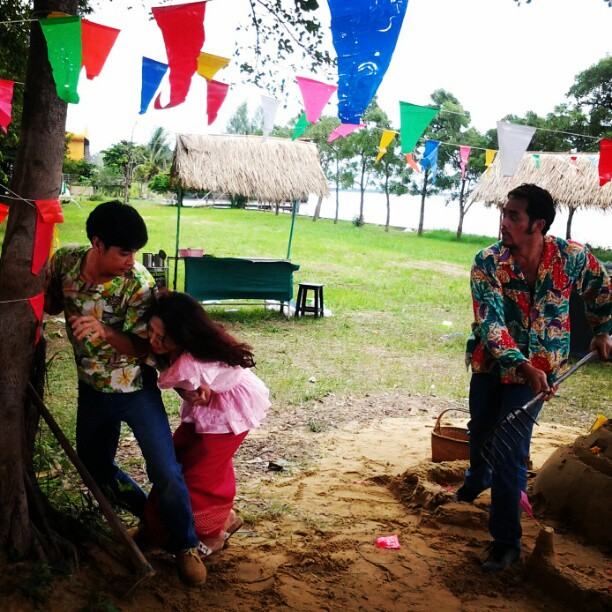 เบื้องหลังกองละครพ่อตาปืนโต ยุ้ย จีรนันท์ ออย ธนา