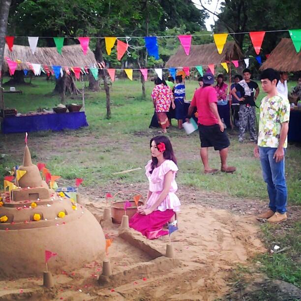 เบื้องหลังกองละครพ่อตาปืนโต ยุ้ย จีรนันท์ ออย ธนา