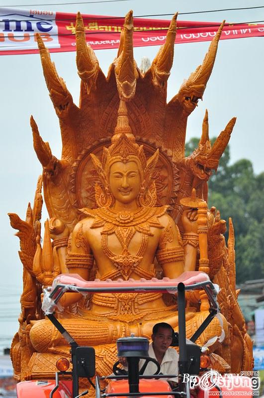 เทียนอุบลราชธานี ปี 2555