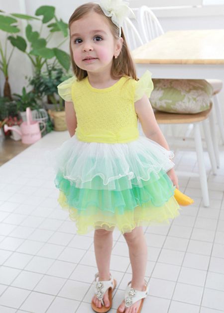 แฟชั่น เสื้อผ้า สีสดใสสไตล์คุณหนู