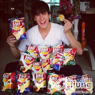 Instagram  ดารา& Lays