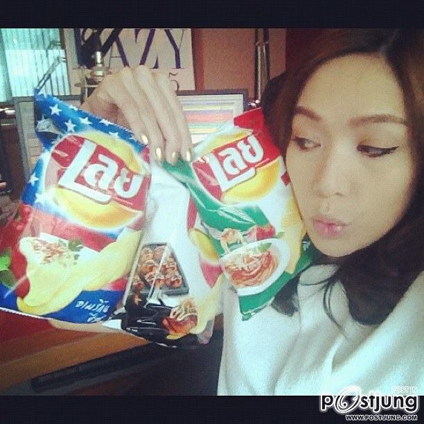 Instagram  ดารา& Lays