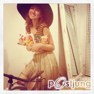 Instagram  ดารา& Lays