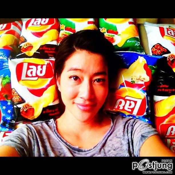 Instagram  ดารา& Lays