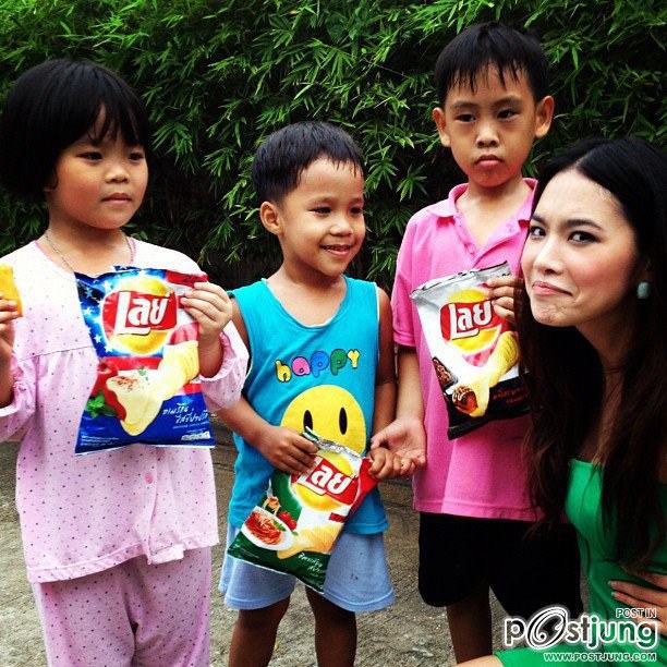 Instagram  ดารา& Lays