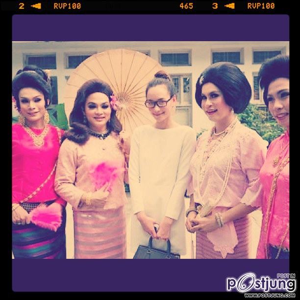 Instagram  Bee Namthip