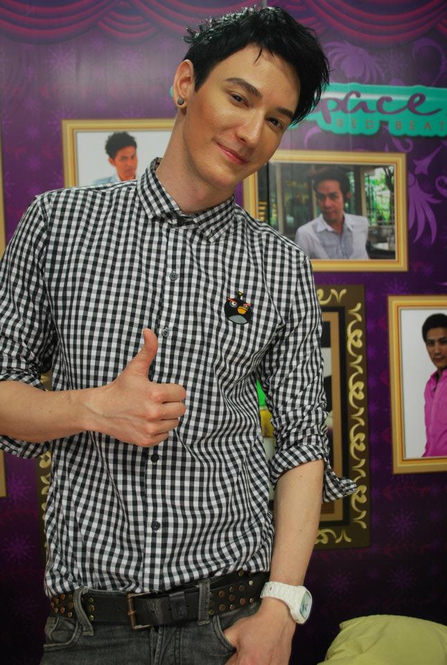 ลูคัส พระเอก MV เพลง Soft touch with your love