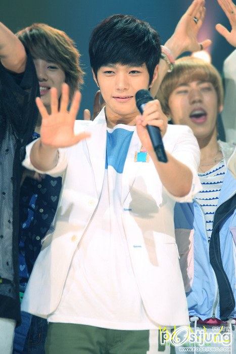 แอล INFINITE
