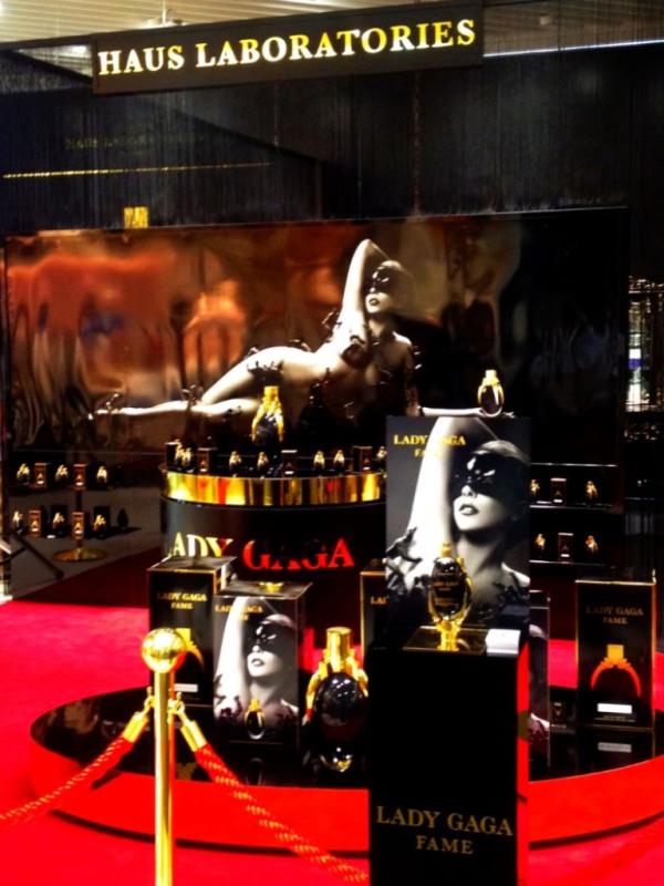 เปิดตัวน้ำหอม Lady Gaga - FAME ที่ญี่ปุ่น