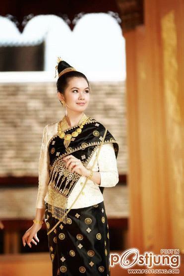 สาวลาว เจ้าผู้งามคัก