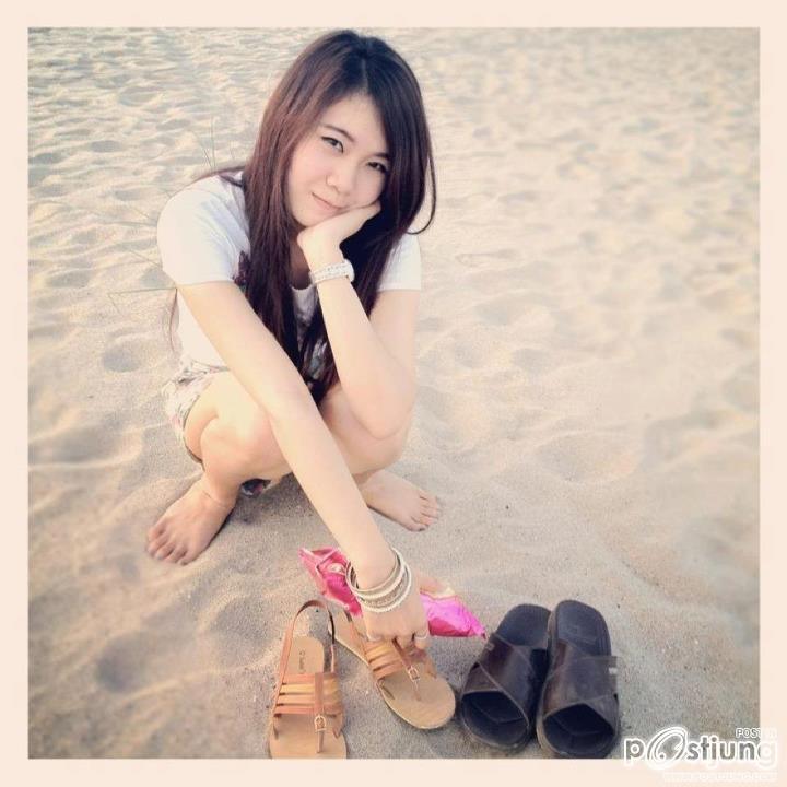 สาวลาว เจ้าผู้งามคัก