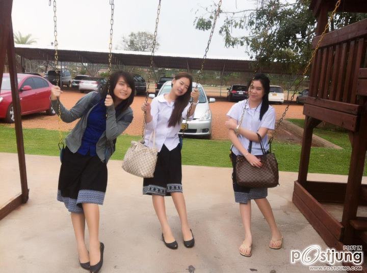 สาวลาว เจ้าผู้งามคัก