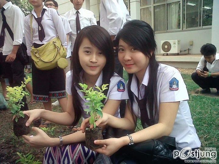 สาวลาว เจ้าผู้งามคัก