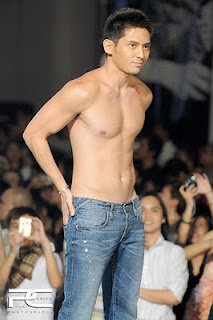 คนรักหนุ่มเซ็กซี่ 330