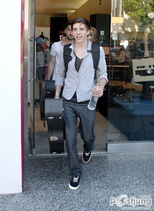 Joe Brooks
