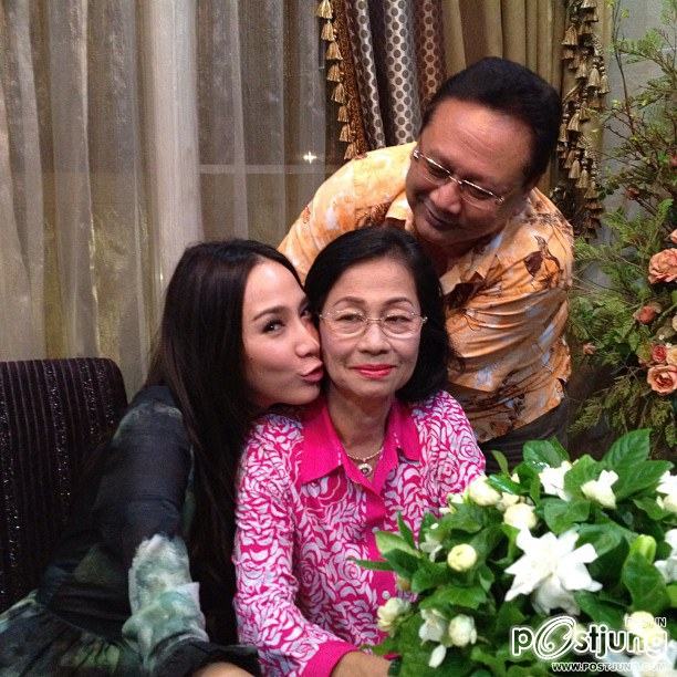 Update Photo อั้ม พัชราภา ไชยเชื้อ