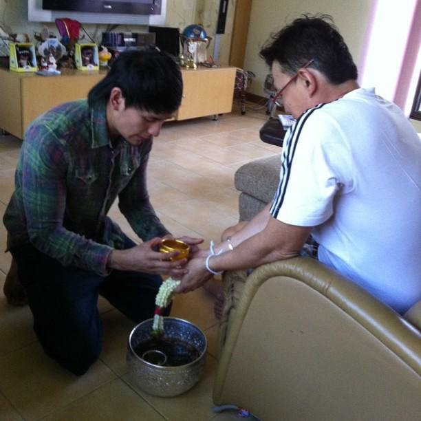 แทคกับครอบครัว