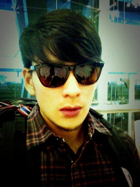 มุมหล่อๆขอแทค