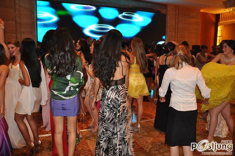 Thailand / Miss World&rsquo;s early Christmas dinner