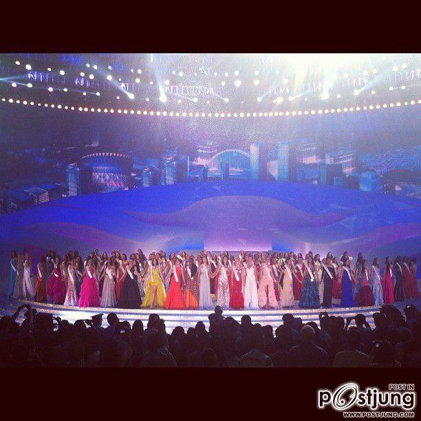 Center stage เด่นนะคะ